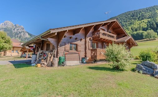Chalet à Bernex, Auvergne-Rhône-Alpes, France 1