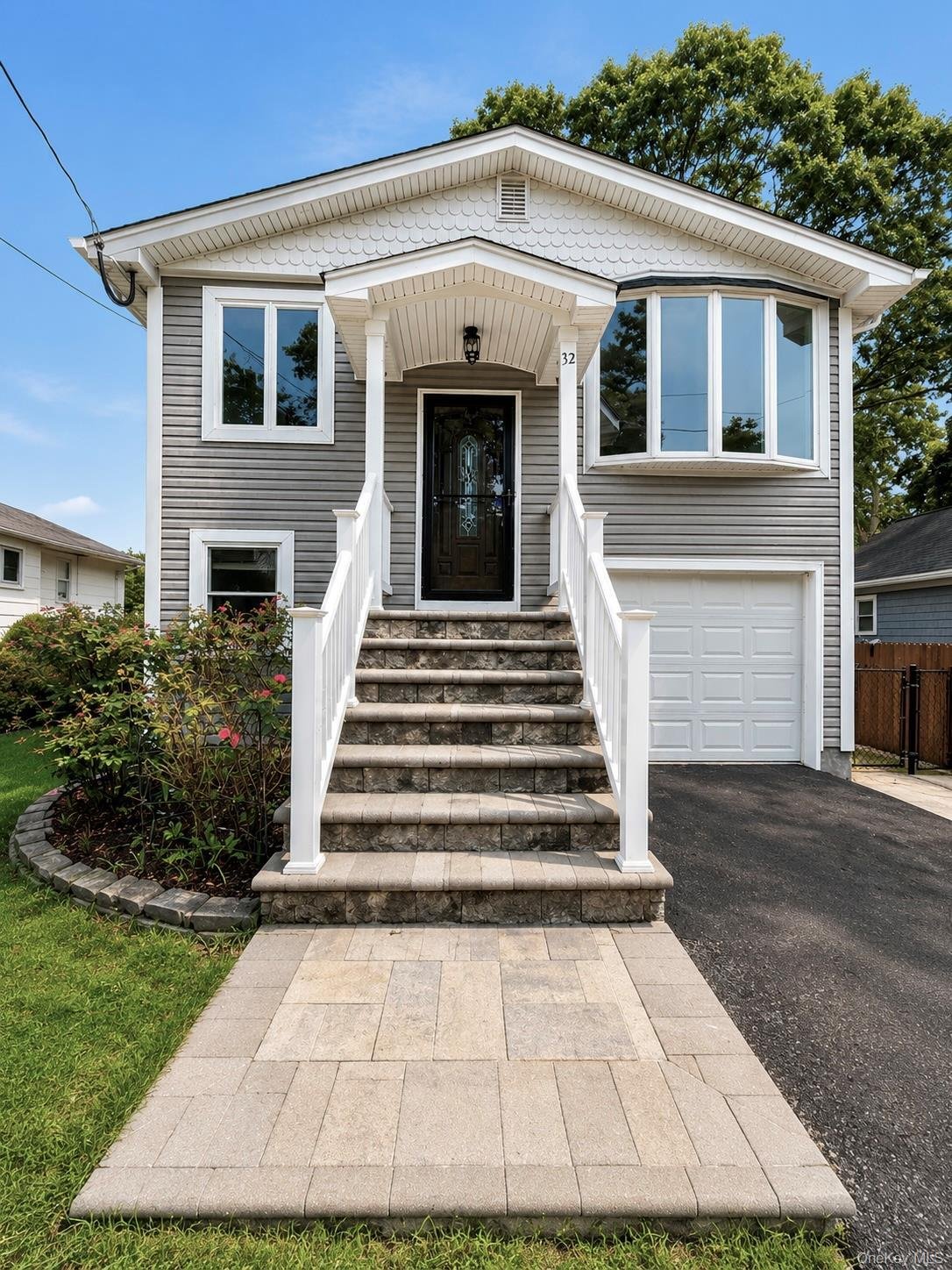 Haus in Lake Ronkonkoma, New York, Vereinigte Staaten 1 - 18716304