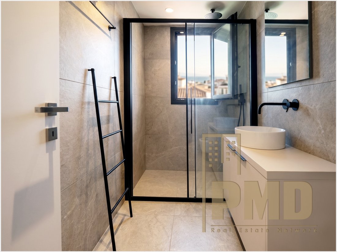 Apartment in South Athens, Attica, Greece 5 - 18716479