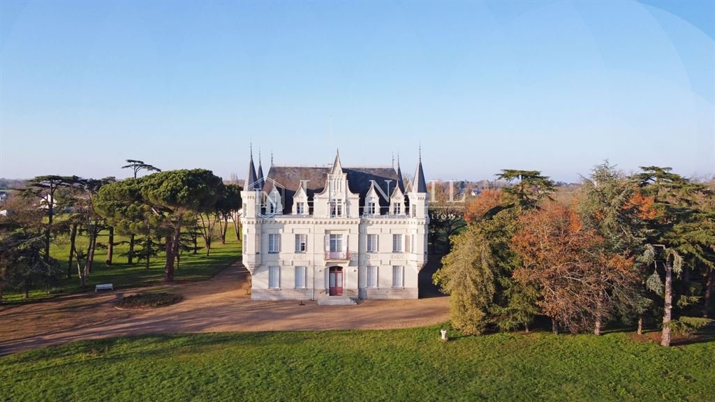 Château à Monplaisir, Angers, France 3 - 12429679