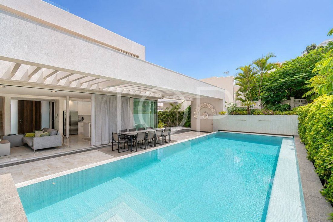 Villa a Playa de las Americas, Isole Canarie, Spagna 1 - 16666062