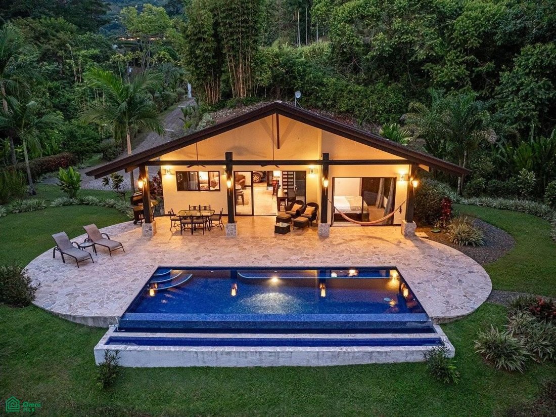 Casa en Savegre, Provincia de Puntarenas, Costa Rica 1 - 17087895