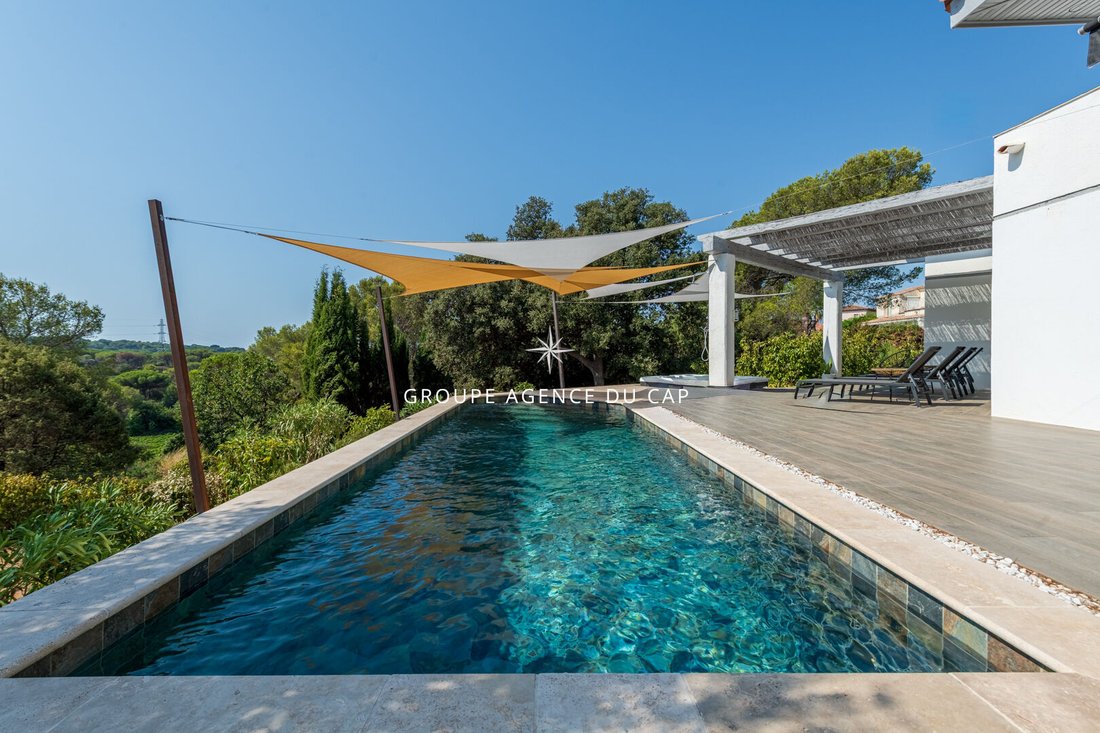 Villa in Exterieurs, Frejus, France 5 - 18719903