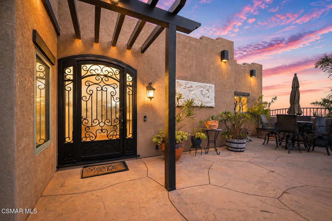 Casa en Ventura, California, Estados Unidos 2 - 18718044