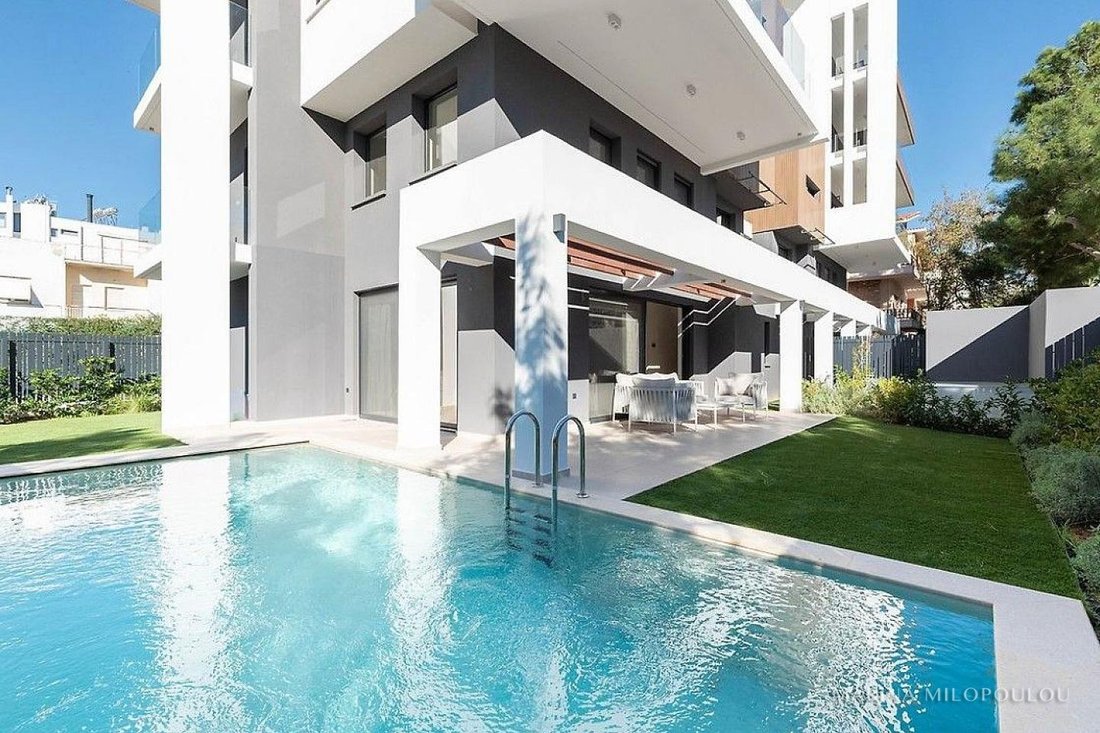 Townhouse in Glyfada, Attica, Greece 1 - 18717058