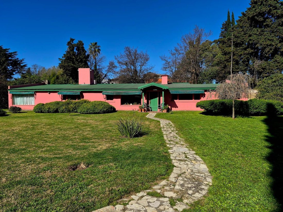 Casa a Maquinista Savio, Provincia di Buenos Aires, Argentina 1 - 18716442