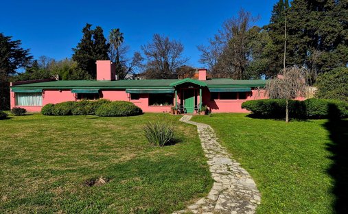 Maison à Maquinista Savio, Province de Buenos Aires, Argentine 1