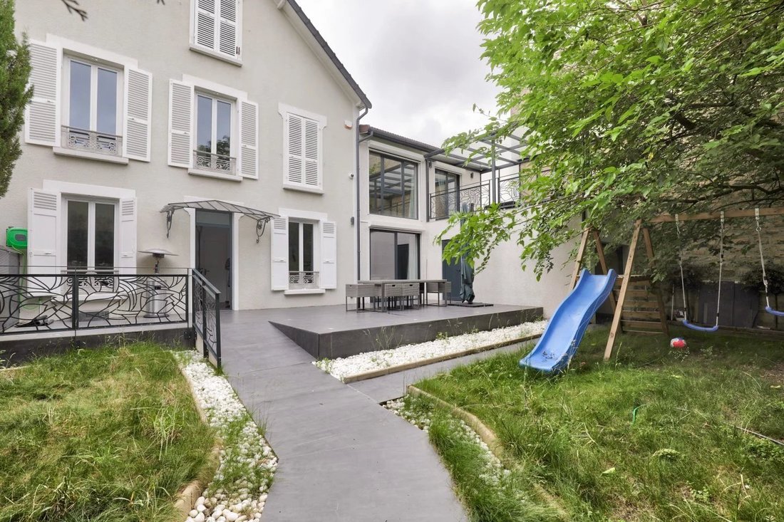 Casa en Chedal Anglay, La Garenne-Colombes, Francia 1 - 18716838