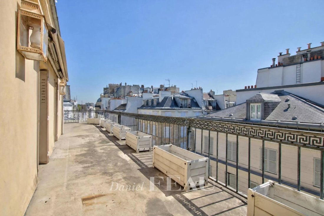 Apartment in Saint Thomas d'Aquin, Paris 7e Arrondissement, Paris 1 - 18717151