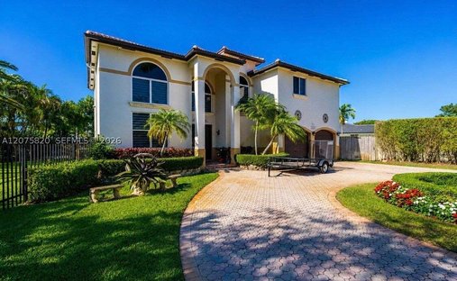 Maison à Miami, Floride, États-Unis 1