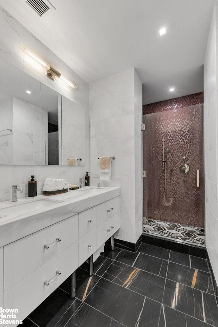 Condo in New York, New York, United States 4 - 18718639