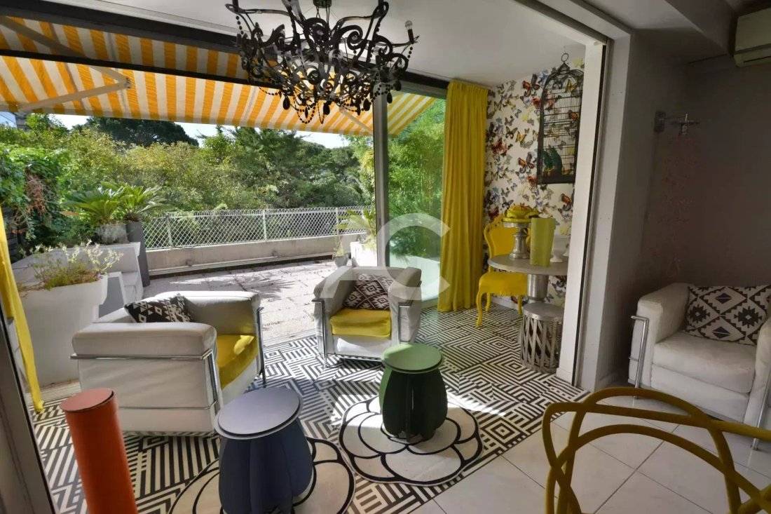 Appartamento a Les Bastides, Antibes, Francia 1 - 16623332