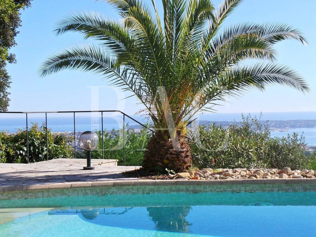 Villa a Brusquet-Retenaou-Devens, Vallauris, Francia 1 - 15622429