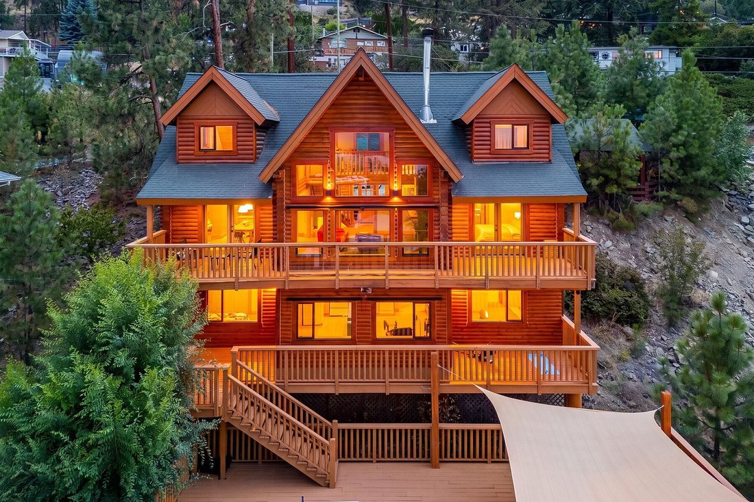 House in West Kelowna, British Columbia, Canada 2 - 18719432