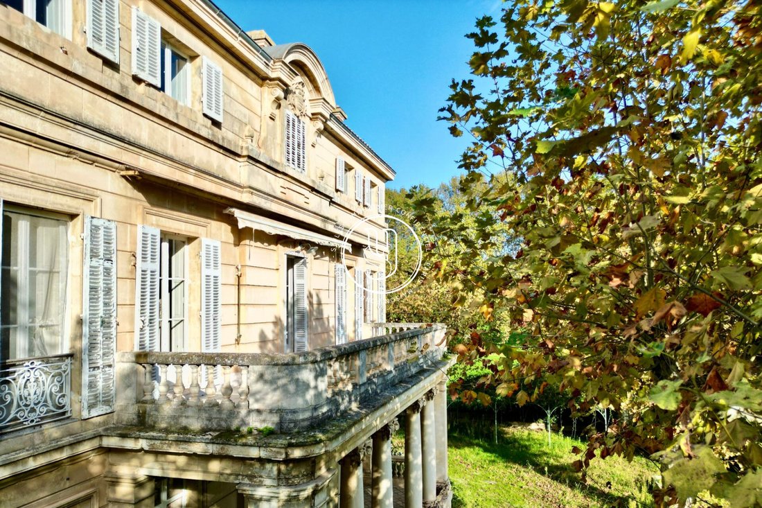 Villa in Mouriès, Provence-Alpes-Côte d'Azur, France 2 - 18716929