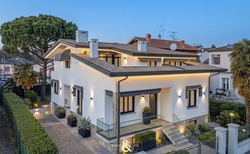 Villa in Arcore, Lombardy, Italy 1