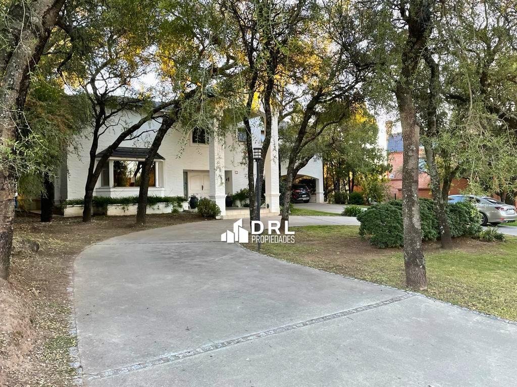 House in Córdoba, Cordoba, Argentina 1 - 18716271