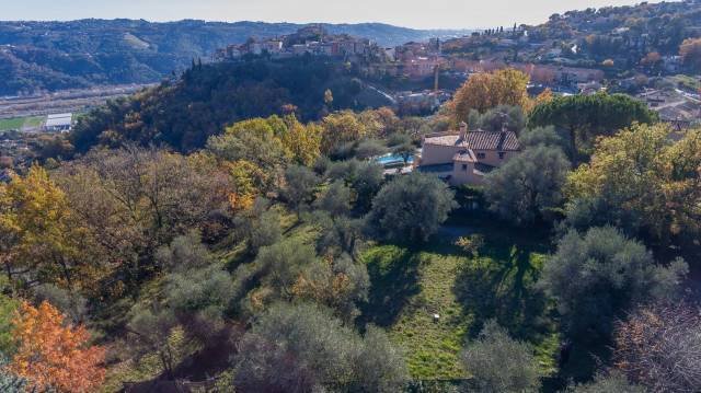 Terrain à Gattières, Provence-Alpes-Côte d'Azur, France 1 - 16310386