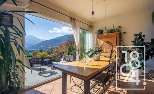 Casa en Saint-Pons, Provenza-Alpes-Costa Azul, Francia 1