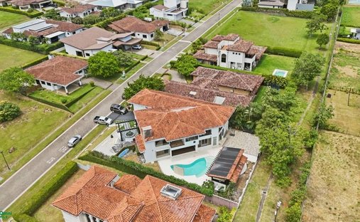 House in Guácima, Alajuela Province, Costa Rica 1