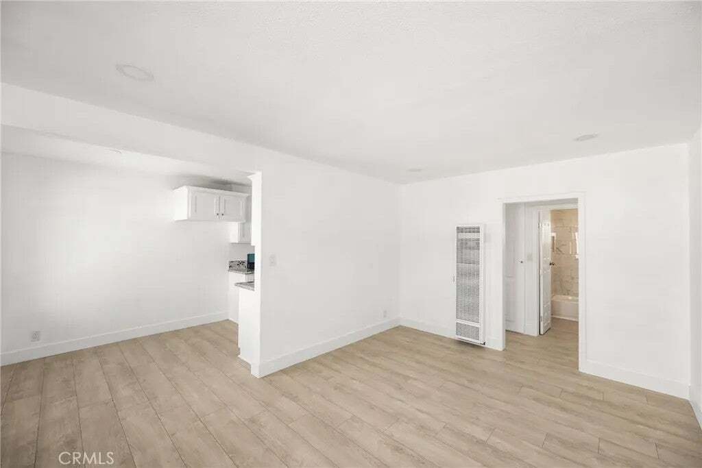 Condo in Santa Ana, California, United States 5 - 18719178