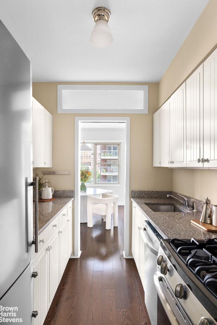 Co Op in New York, New York, United States 5 - 18718625
