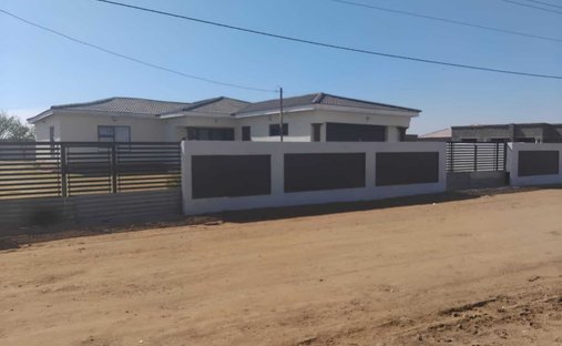 Country House in Newcastle, KwaZulu-Natal, South Africa 1