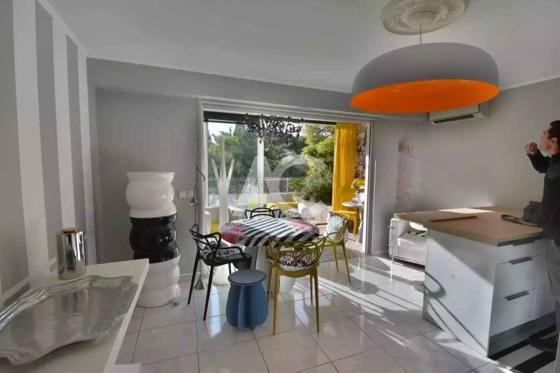Appartamento a Les Bastides, Antibes, Francia 3 - 16623332