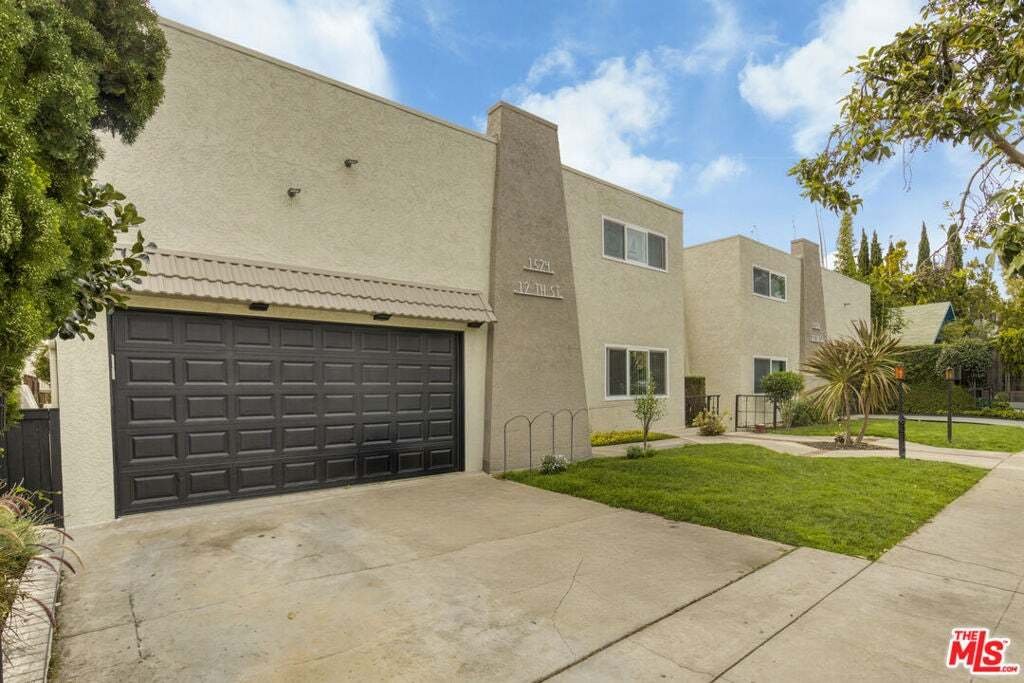Santa Monica, California, United States 4 - 18718947