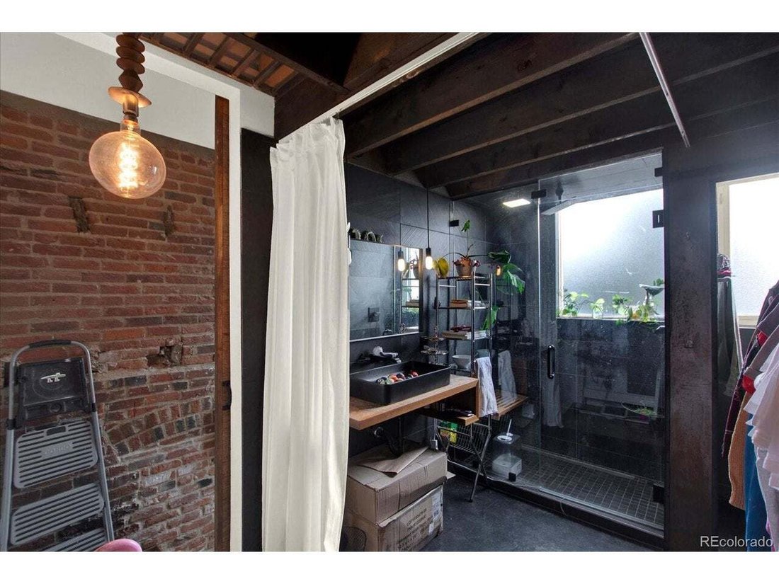 Condo in Denver, Colorado, United States 5 - 18718755