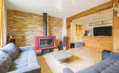 Casa en La Trinidad, Auvernia-Ródano-Alpes, Francia 1