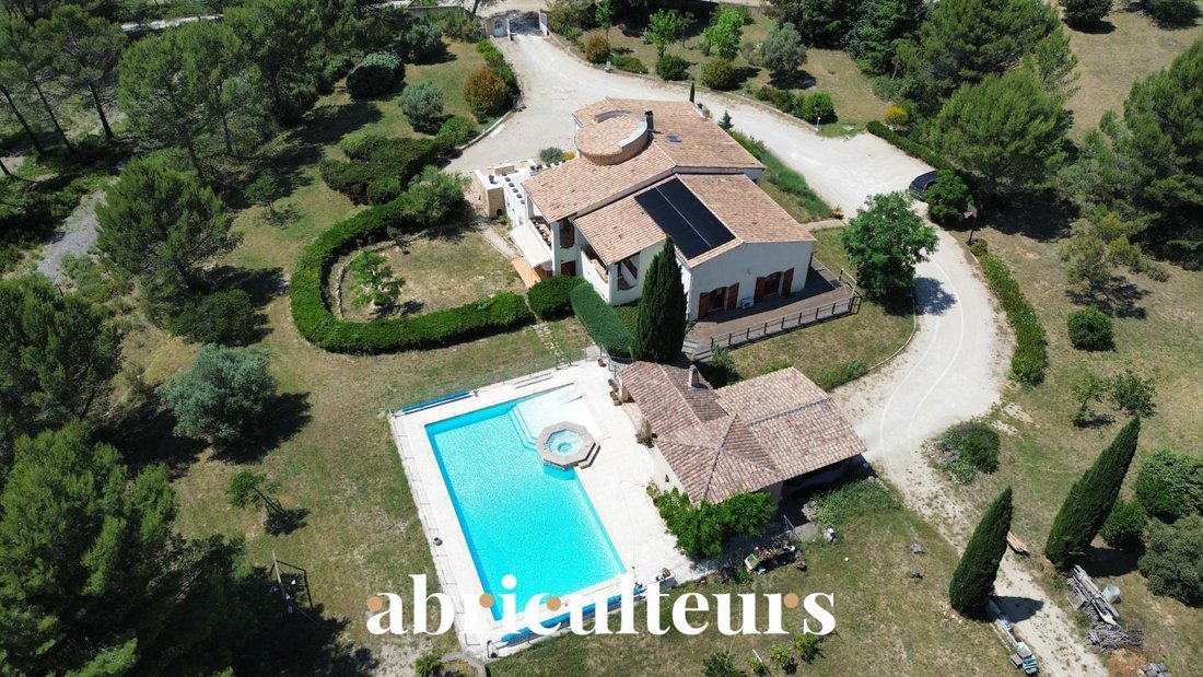 House in Lambesc, Provence-Alpes-Côte d'Azur, France 1 - 18716493