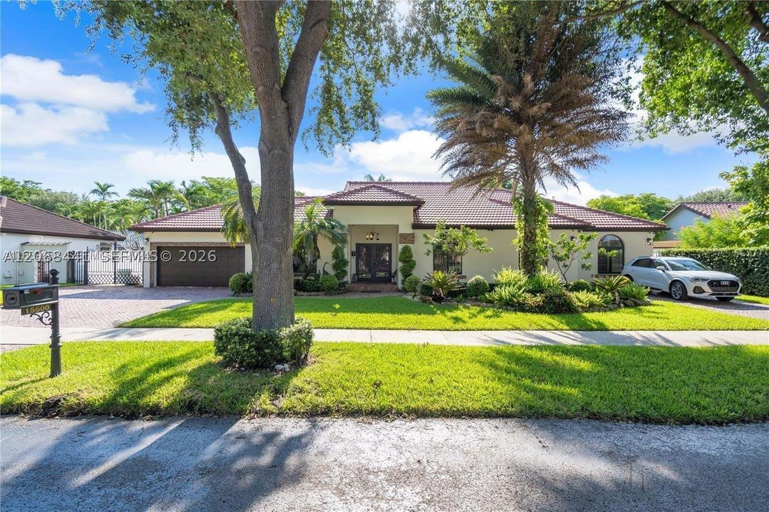 Haus in Hialeah, Florida, Vereinigte Staaten 4 - 18719390