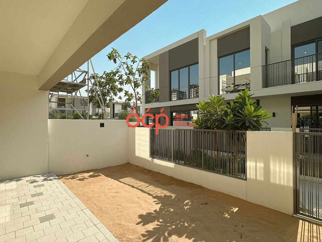 Villa in Tilal Al Ghaf, Dubai, United Arab Emirates 5 - 18716658