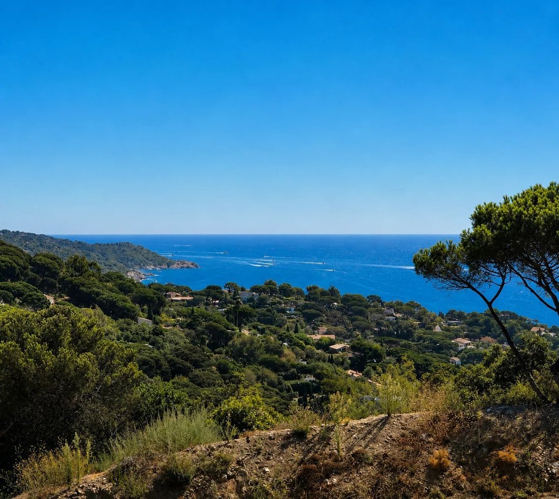 Terrain à Ramatuelle, Provence-Alpes-Côte d'Azur, France 2 - 18704467
