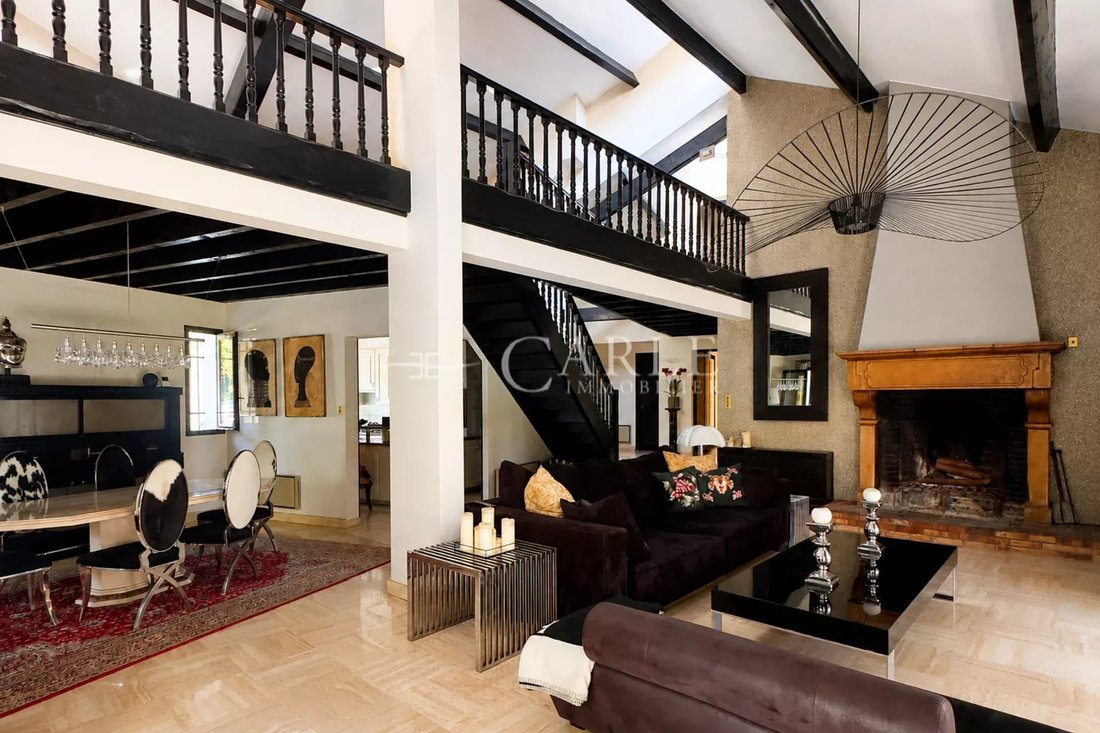 Estate in Decines-Charpieu, Auvergne-Rhône-Alpes, France 4 - 16937612
