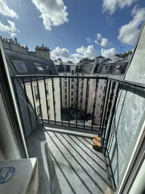 Apartment in Grange Aux Belles-Terrage, Paris 10e Arrondissement, Paris 4 - 18222733