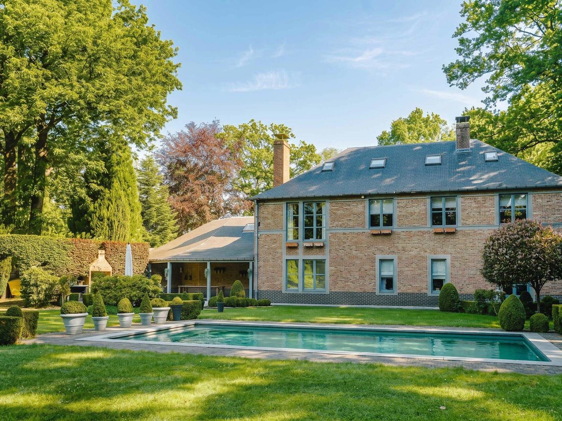 Casa a Lasne, Vallonia, Belgio 1 - 18664410