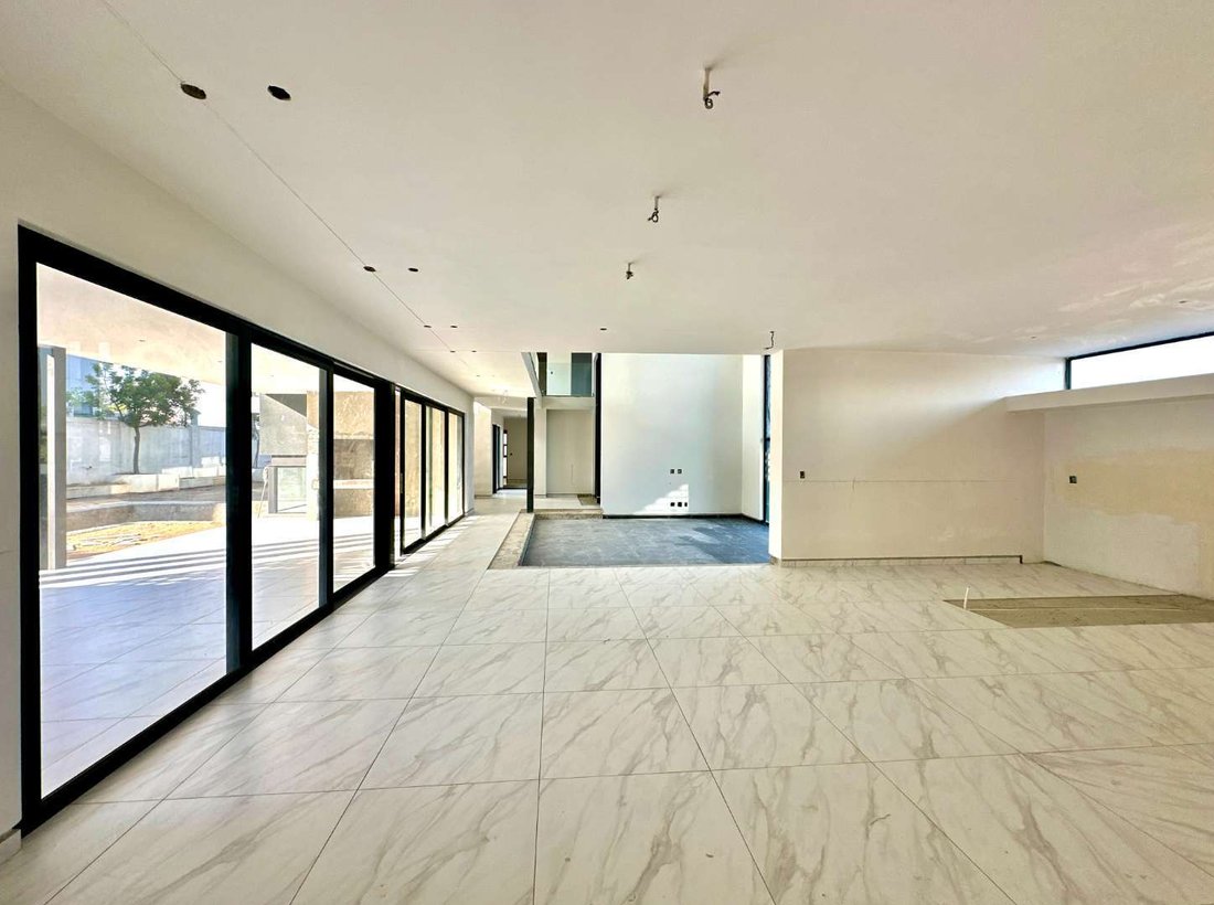 Haus in Halfway House Estate, Gauteng, Südafrika 3 - 18716583