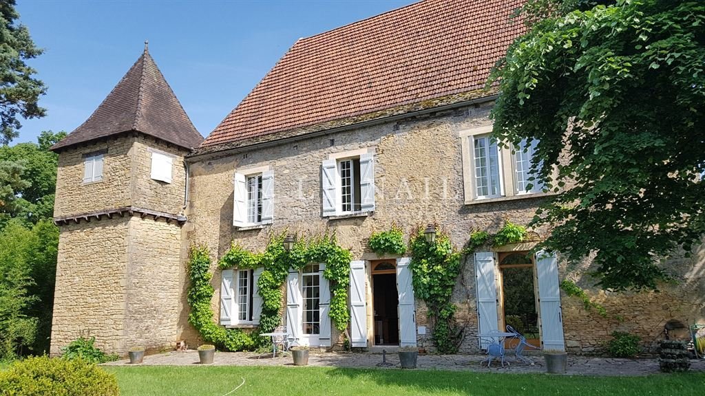 Finca en Sarlat-la-Canéda, Nueva Aquitania, Francia 3 - 11989255