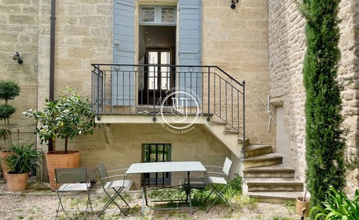 Appartement à Uzès, Occitanie, France 1