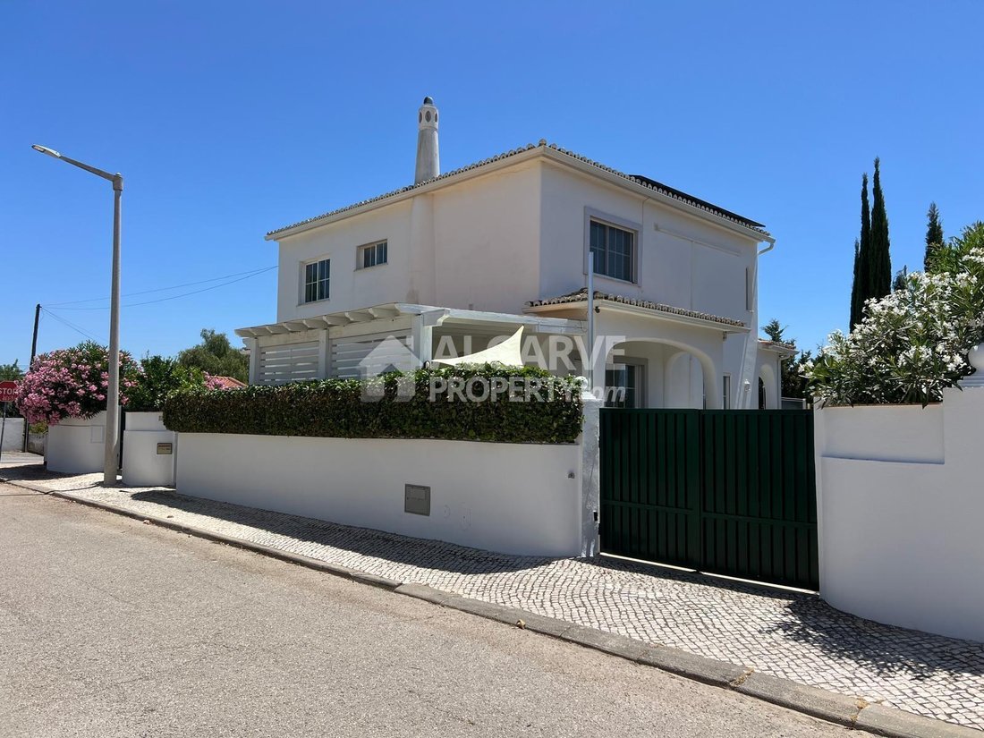 Villa in Boliqueime, Algarve, Portugal 1 - 18719753