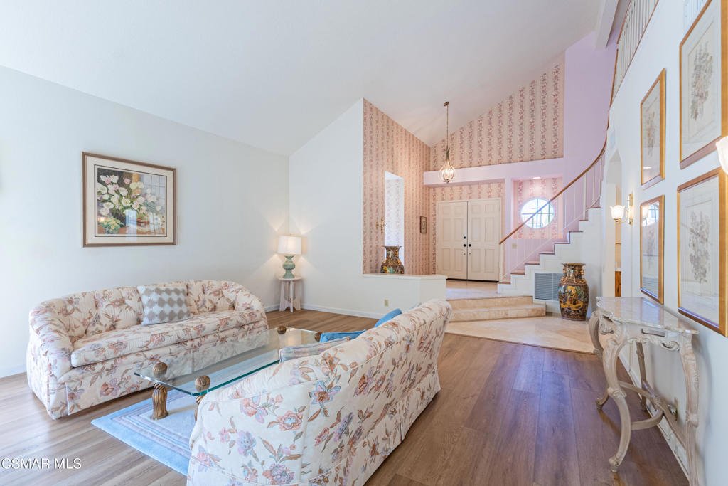 Casa en Moorpark, California, Estados Unidos 3 - 18717032