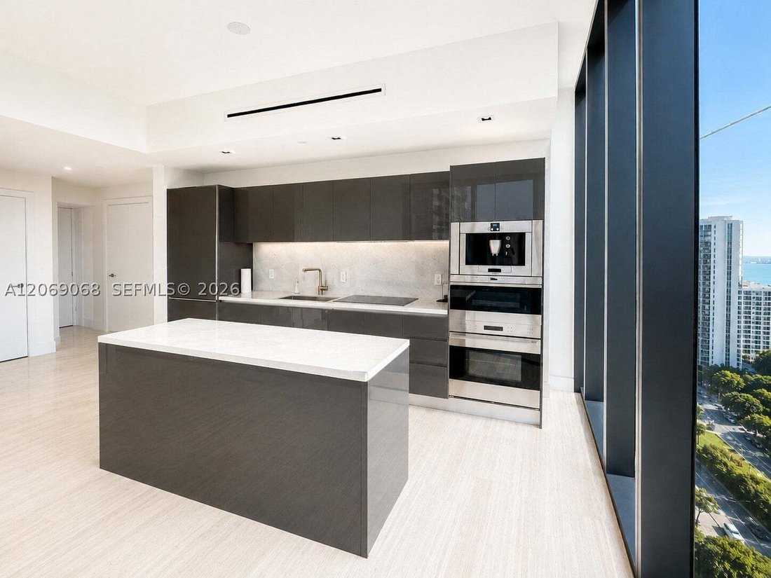 Condo in Miami, Florida, United States 3 - 18719363