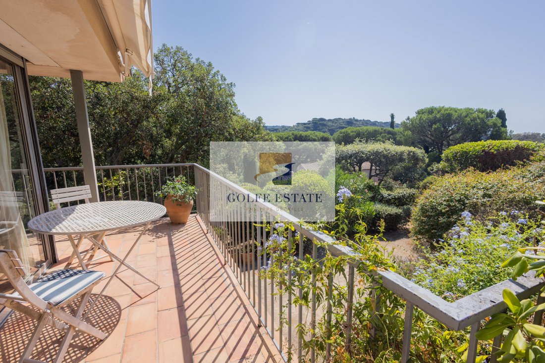 Villa in La Croix-Valmer, Provence-Alpes-Côte d'Azur, France 3 - 18717394