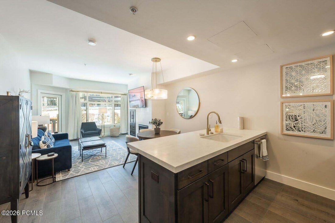 Condo in Park City, Utah, United States 2 - 18718063