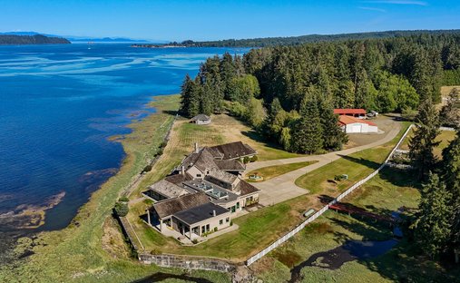 Haus in Fanny Bay, Britisch-Kolumbien, Kanada 1