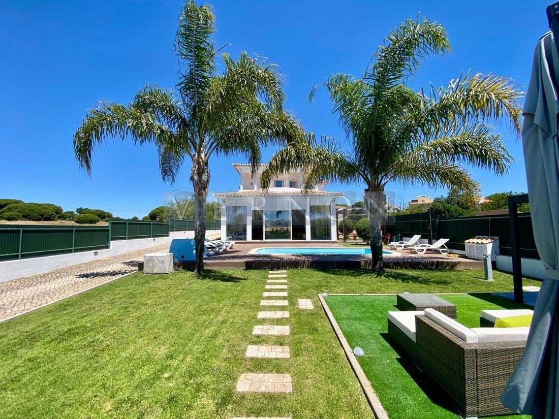 Villa in Olhos de Agua, Algarve, Portugal 2 - 17967843