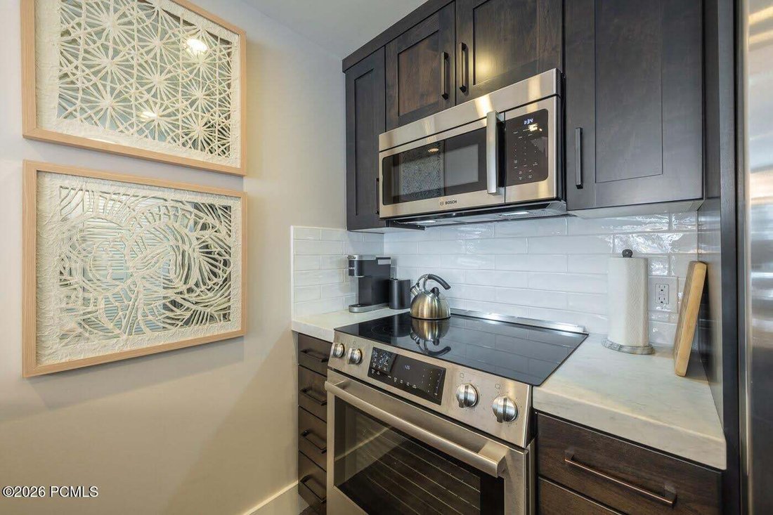 Condo in Park City, Utah, United States 3 - 18718063
