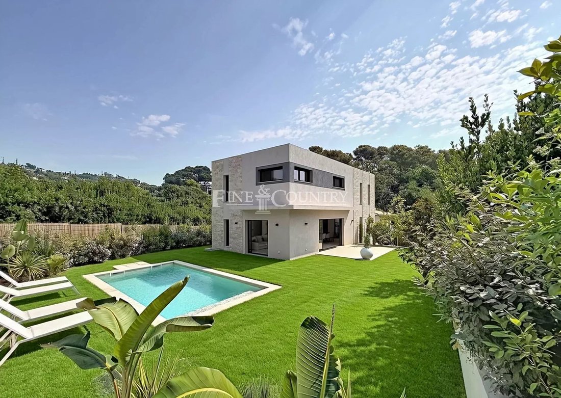 Villa à Mougins, Provence-Alpes-Côte d'Azur, France 2 - 18717145